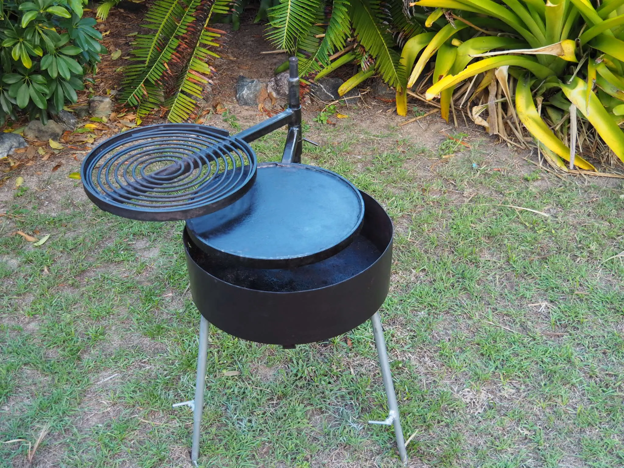 Camping Fire Pit, for use with Swinging Kits (no post included)