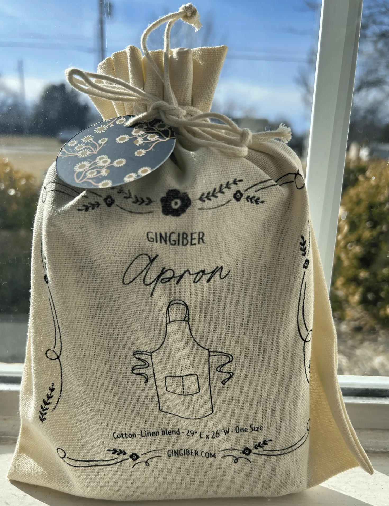 Gingiber Apron - Floral Bouquet