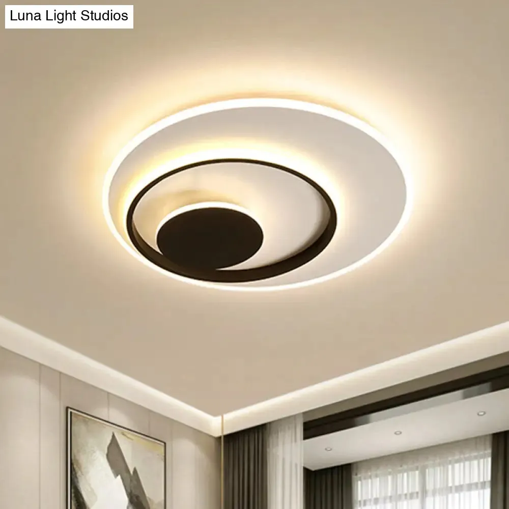 Minimalist Acrylic Circle Ceiling LED Flush Mount Light in White/Warm Light, 16"/19.5" Wide