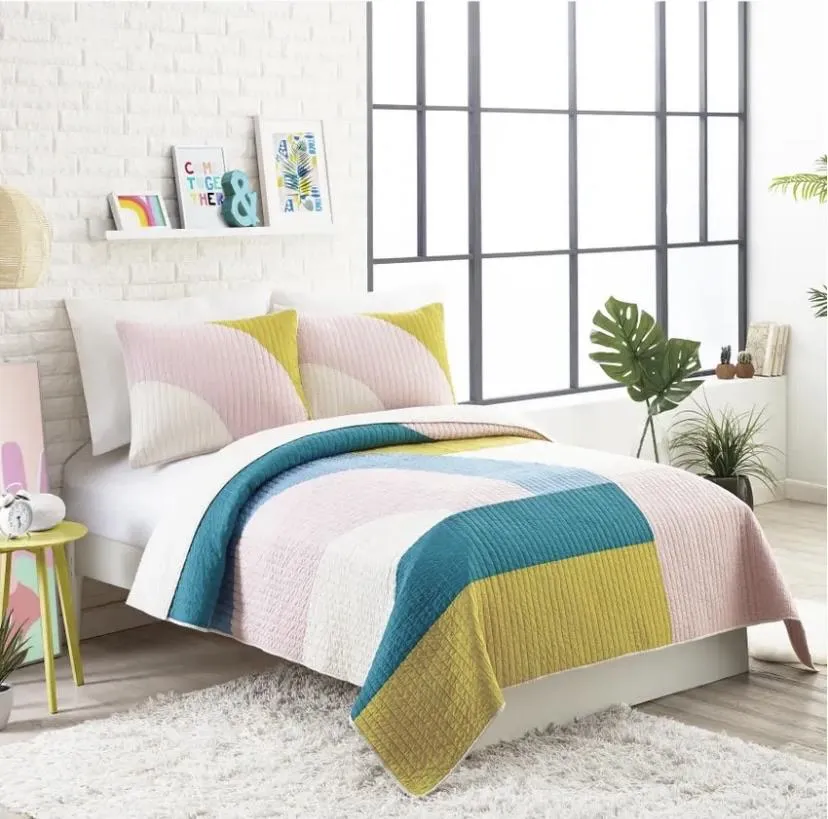 Modshape 3 piece Twin Quilt Set