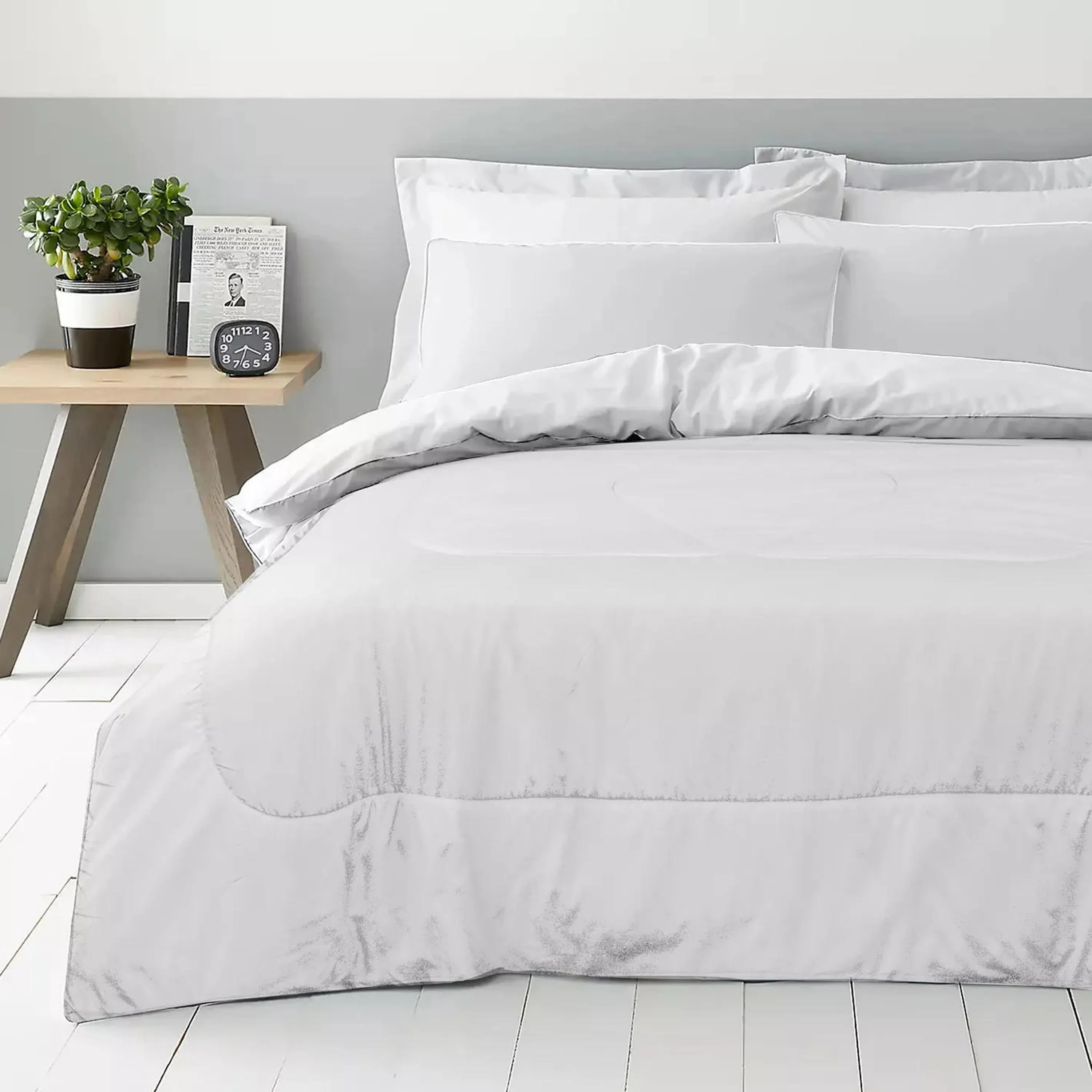 Premium White 220x240cm All Season High quality Super Soft Comforter 1 Piece