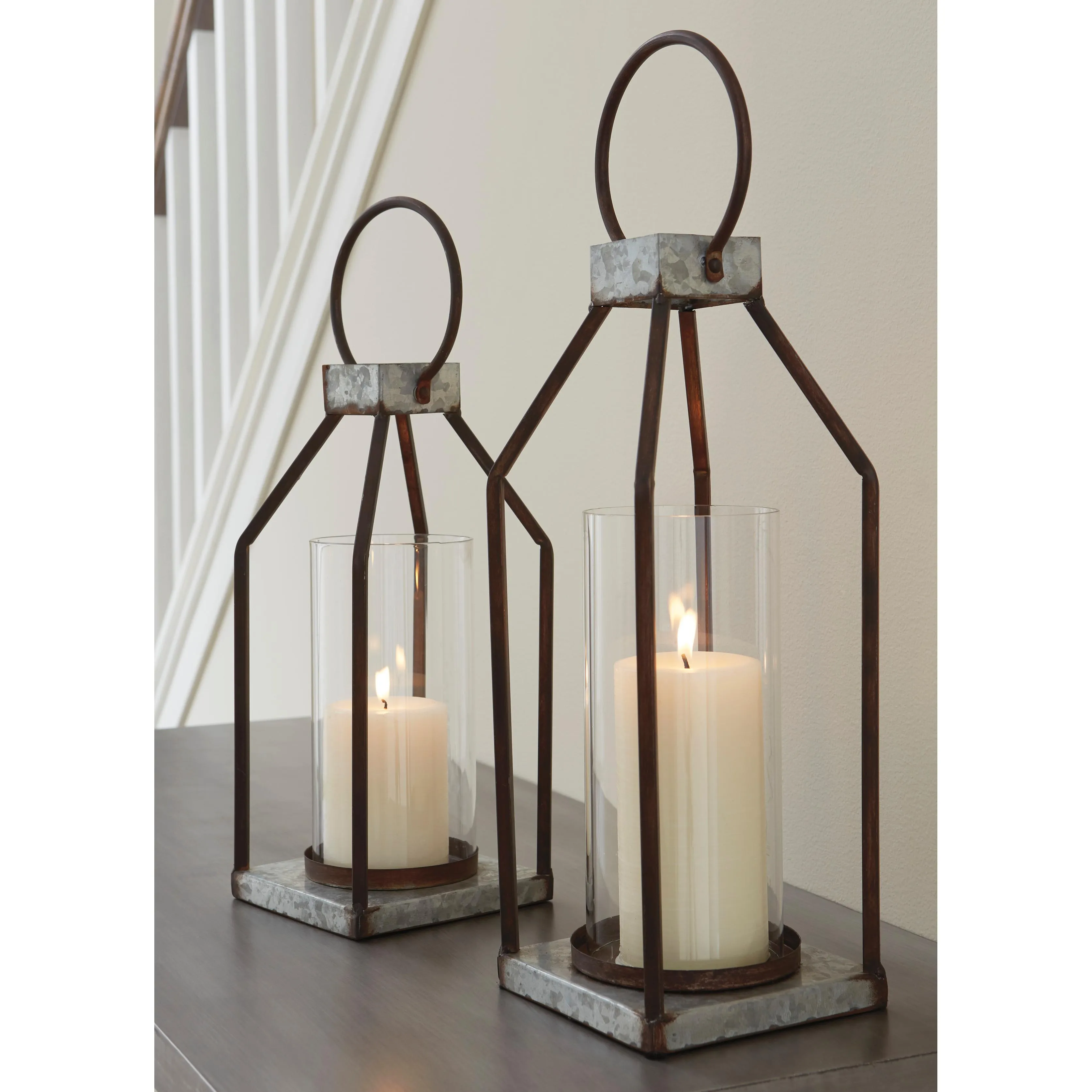 Signature Design by Ashley Diedrick A2000346 Lantern Set