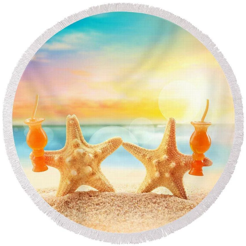 Starfish Friday Round Beach Towel