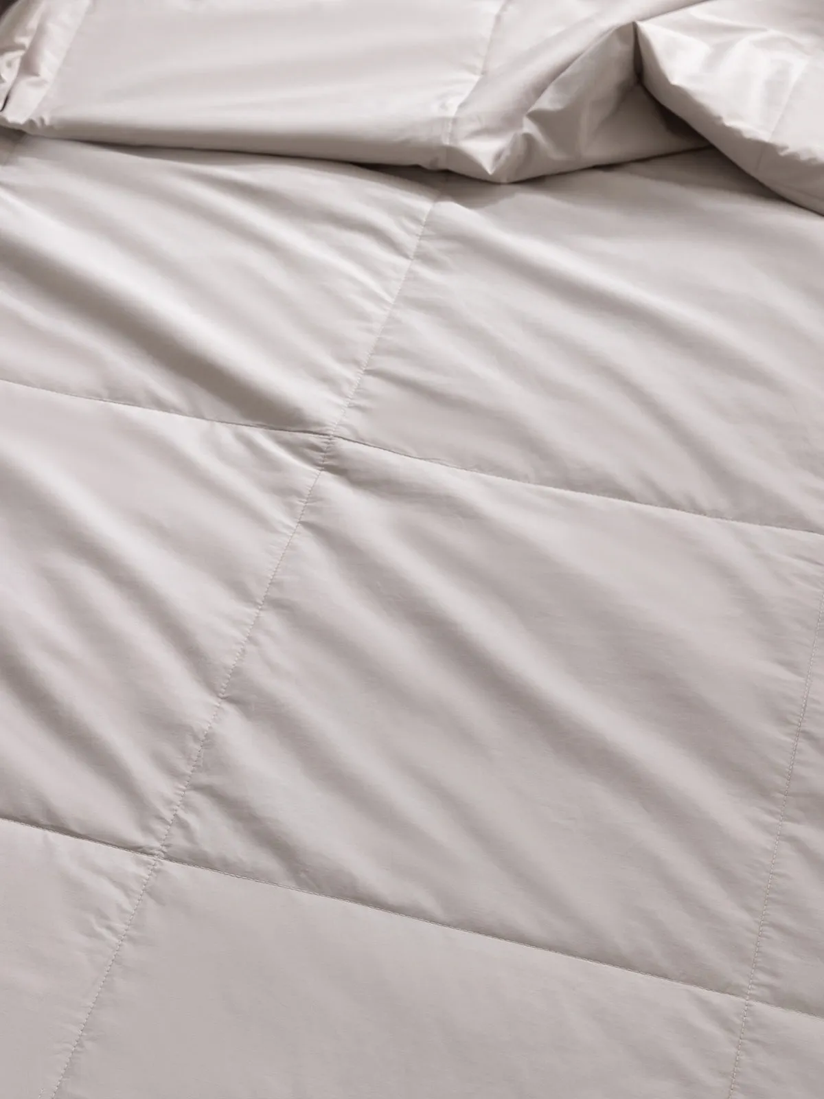 Summer Washable Silk Filled Comforter