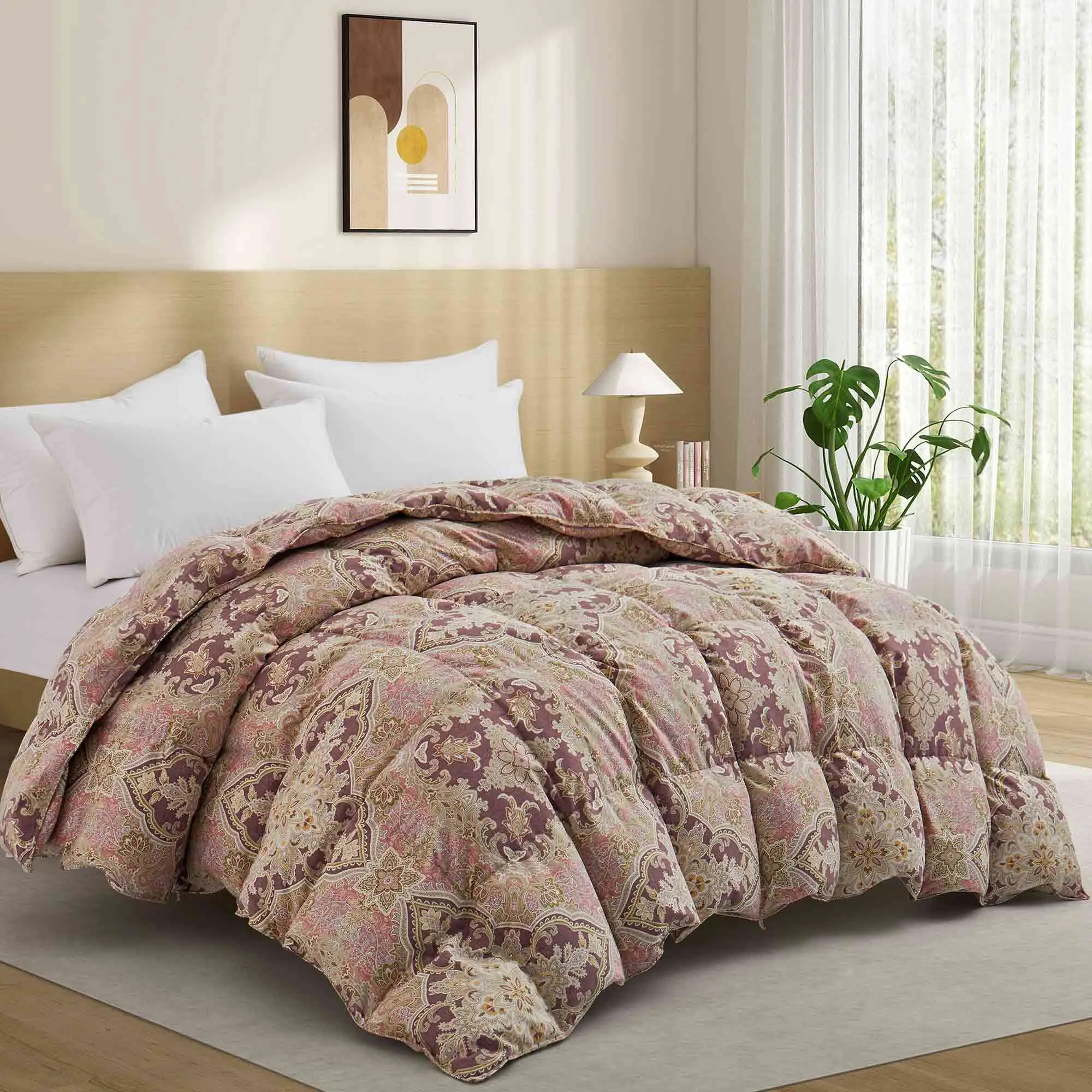 White Goose Feather Fiber and Down Comforter