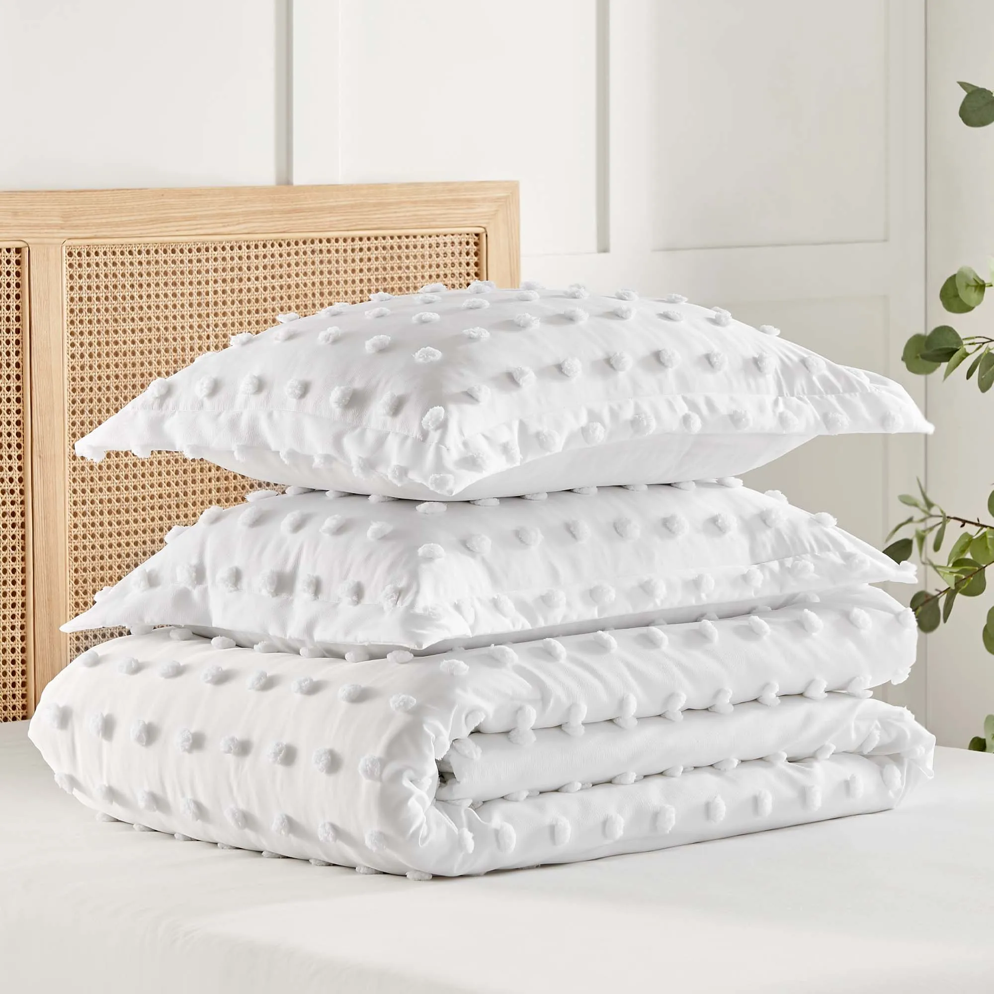 White Pom Pom Comforter Set