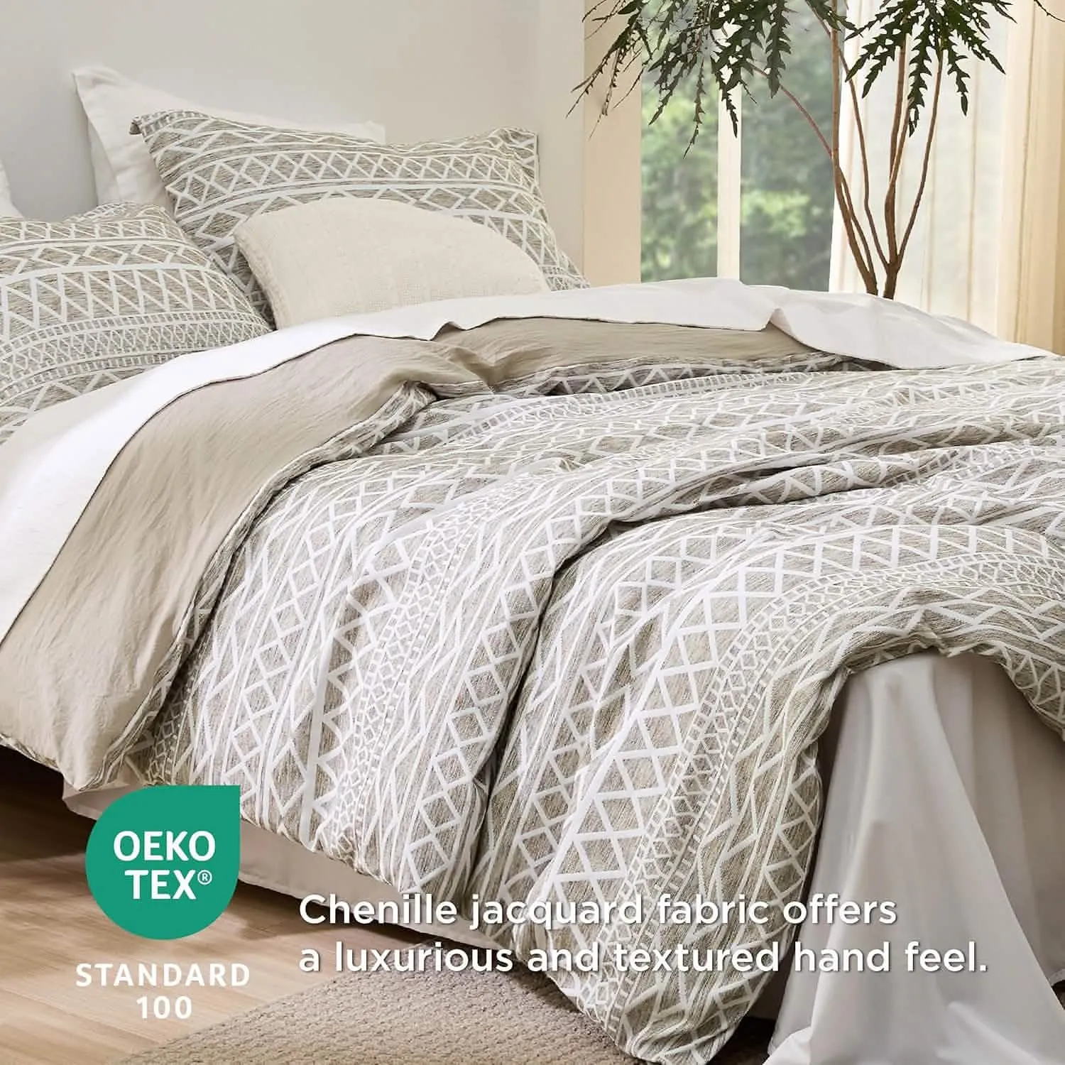 Yarn-Dyed Leaf Jacquard Duvet Cover Set