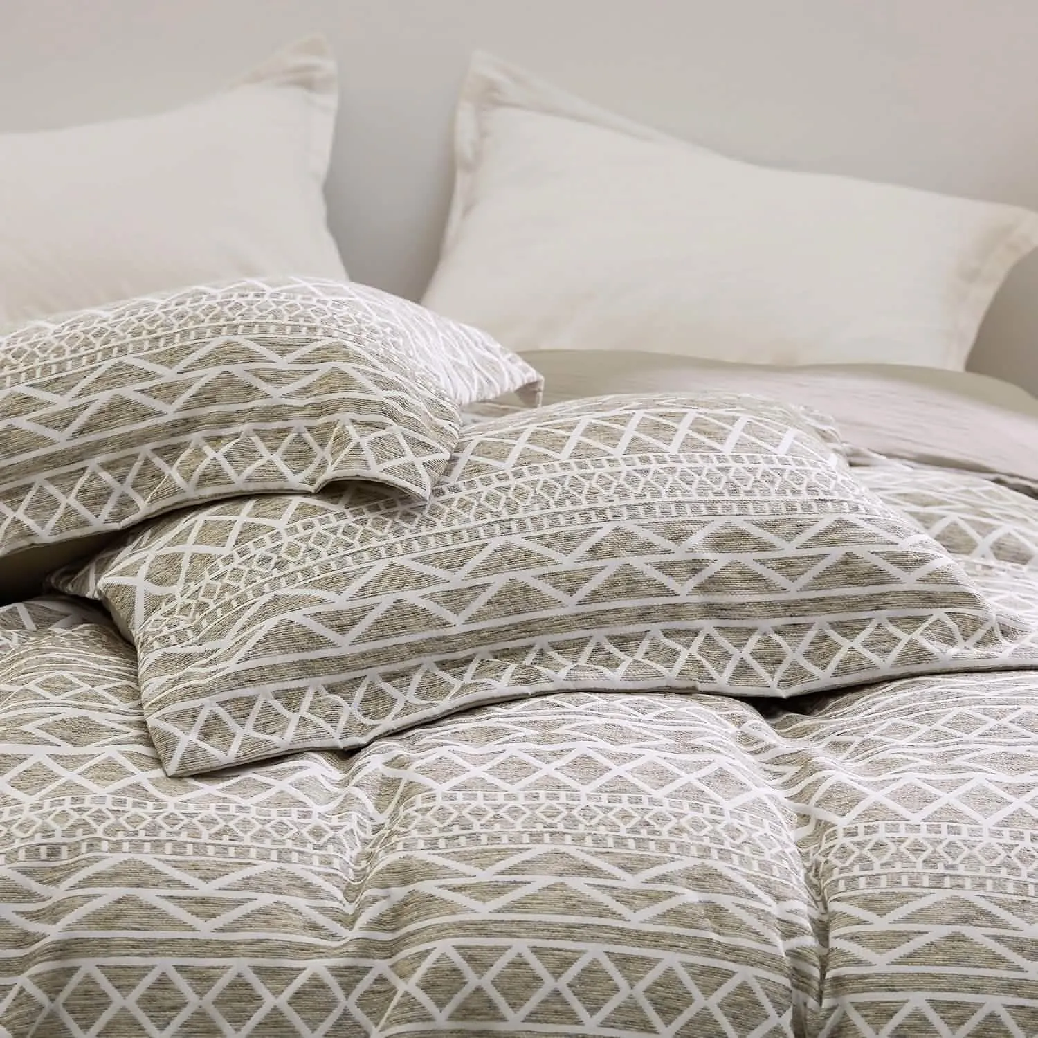 Yarn-Dyed Leaf Jacquard Duvet Cover Set